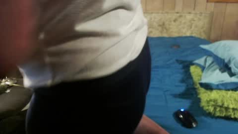 Snapshot of montana6897 chatting on 12-18-24, 10:46 Kingalby817 online show from 12-18-24, 10:46