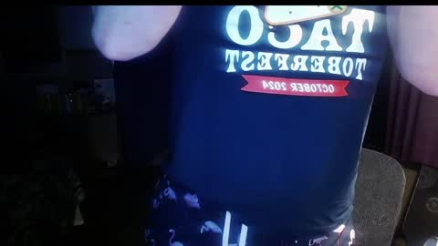 Snapshot of montana6897 chatting on 01-19-25, 06:20 Kingalby817 online show from 01-19-25, 06:20