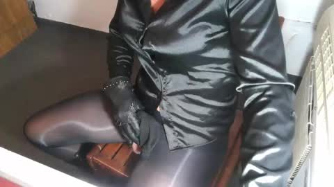 Sabrina online show from 12-18-25, 08:26