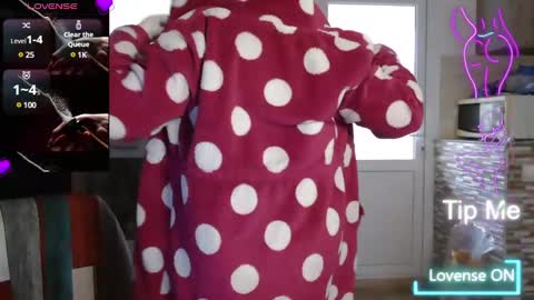 Monse online show from 02-28-25, 07:58