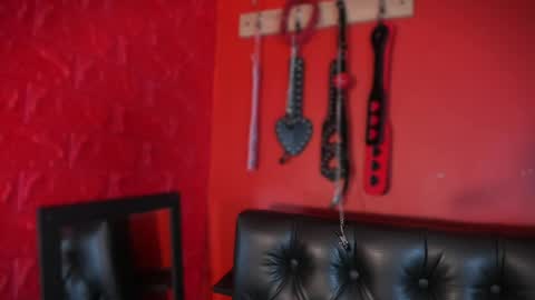 Monttserratt online show from 04-09-26, 07:41