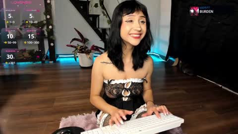 Snapshot of monxslove chatting on 01-03-25, 02:10 Monxse online show from 01-03-25, 02:10