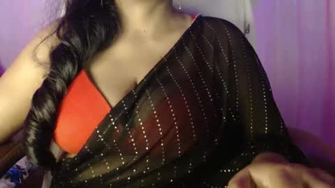 Snapshot of moody_maya chatting on 09-24-25, 01:14 Maya online show from 09-24-25, 01:14