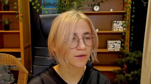 Katrin online show from 12-10-24, 09:33