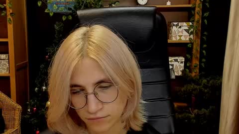 Katrin online show from 12-12-24, 06:42