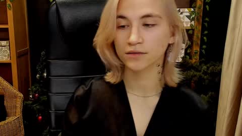 Katrin online show from 12-12-24, 10:09