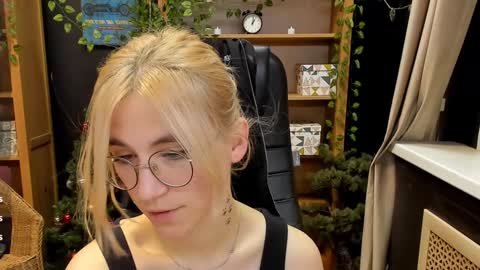 Katrin online show from 12-21-24, 10:51