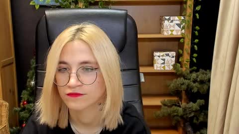 Katrin online show from 12-24-24, 01:27