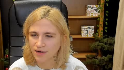 Katrin online show from 12-25-24, 09:22