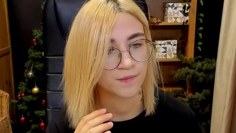 Katrin online show from 12-31-24, 10:56