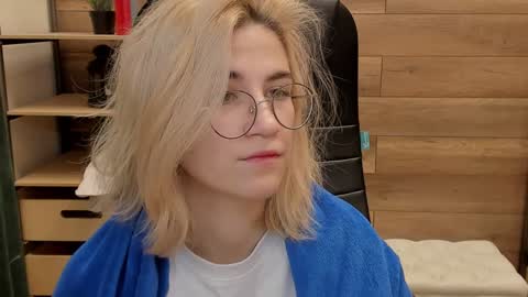 Katrin online show from 01-02-25, 10:22