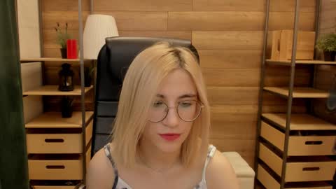 Katrin online show from 01-08-25, 05:27