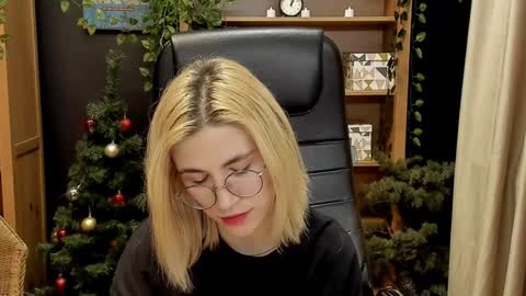 Katrin online show from 01-19-25, 08:09