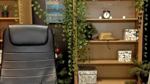 Katrin online show from 01-25-25, 11:54