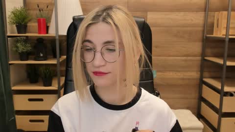 Katrin online show from 02-03-25, 10:43