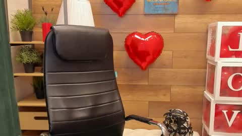 Katrin online show from 02-18-25, 06:58