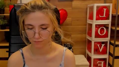 Katrin online show from 02-24-25, 08:03