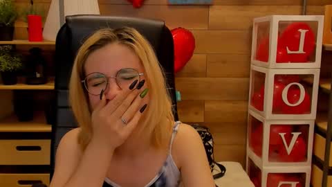 Katrin online show from 02-25-25, 02:14