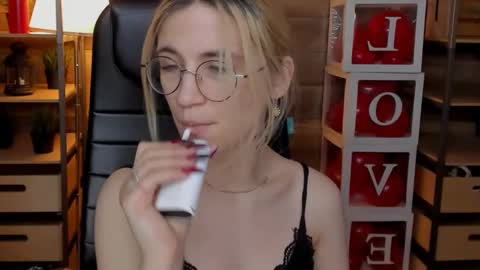 Katrin online show from 02-28-25, 07:14