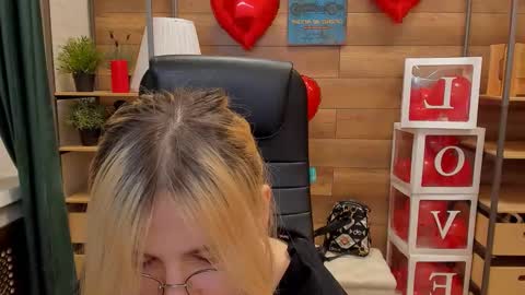 Katrin online show from 03-08-25, 09:08