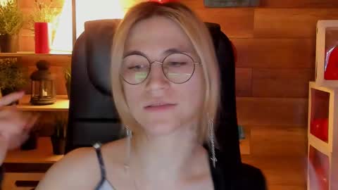 Katrin online show from 03-09-25, 02:18