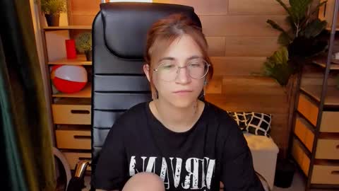 Katrin online show from 09-18-25, 09:39