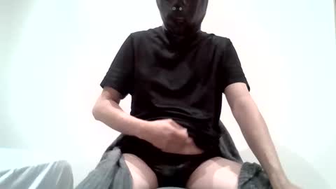 Snapshot of moon_84 chatting on 05-22-26, 12:51 Moon 84 online show from 05-22-26, 12:51