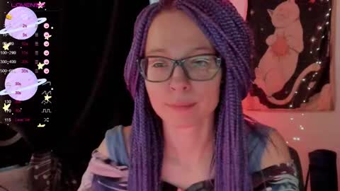 Snapshot of moon__girl chatting on 09-20-25, 01:34 Roxy online show from 09-20-25, 01:34