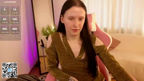 Snapshot of moon_avengers chatting on 01-30-25, 12:48 Lola online show from 01-30-25, 12:48