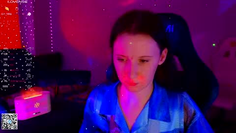 Snapshot of moon_avengers chatting on 03-06-25, 02:08 Lola online show from 03-06-25, 02:08