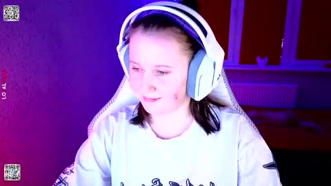 Lola online show from 02-04-26, 02:56