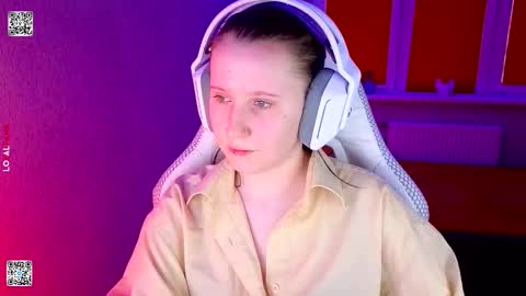 Lola online show from 03-16-26, 02:43