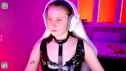 Lola online show from 04-08-26, 11:43