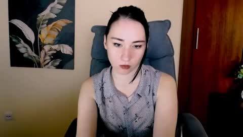 Snapshot of moon_foxy_ chatting on 01-12-25, 11:07 Diana online show from 01-12-25, 11:07