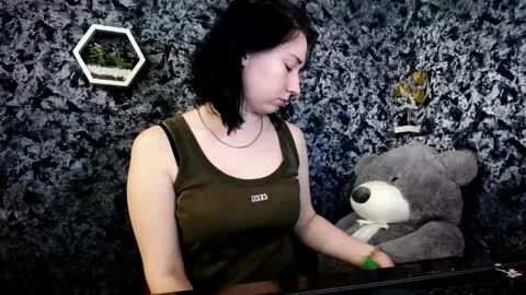 Snapshot of moon_foxy_ chatting on 05-08-26, 07:52 Diana online show from 05-08-26, 07:52