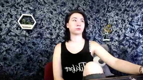 Snapshot of moon_foxy_ chatting on 07-14-26, 05:01 Diana online show from 07-14-26, 05:01