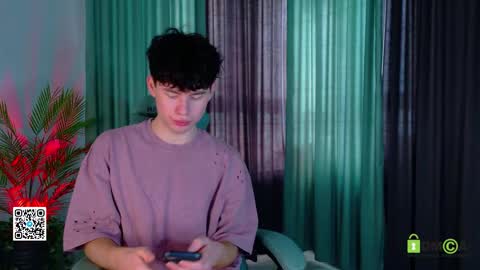 moon_gloww online show from 03-28-26, 02:22