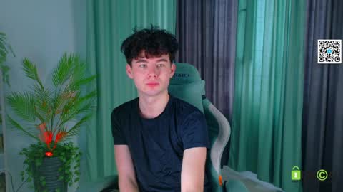 moon_gloww online show from 04-07-26, 03:07