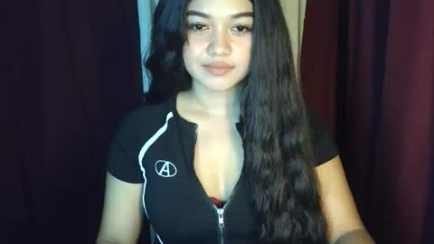 Snapshot of moon_of_desirexx chatting on 11-21-25, 09:46 Joy online show from 11-21-25, 09:46