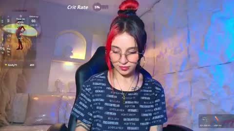 Snapshot of moon_red_r chatting on 05-06-26, 12:41 Moon online show from 05-06-26, 12:41