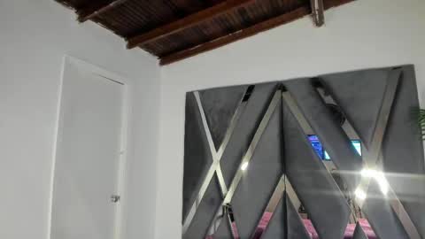 Luna  online show from 11-30-25, 10:52