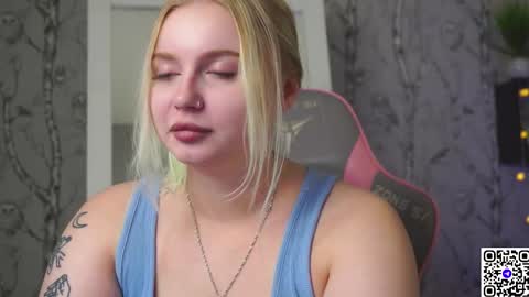 Emilia online show from 01-05-26, 05:27