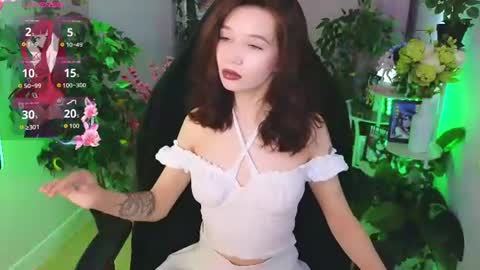 Snapshot of moonberry_yi chatting on 07-24-26, 09:57 VIPER online show from 07-24-26, 09:57
