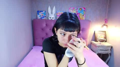 Snapshot of mooncharlotte chatting on 05-23-26, 05:39 Charlotte online show from 05-23-26, 05:39