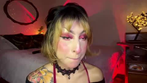 Cinna online show from 11-21-25, 09:02