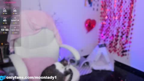 Snapshot of moonlady_ chatting on 03-06-26, 03:03 MOON online show from 03-06-26, 03:03