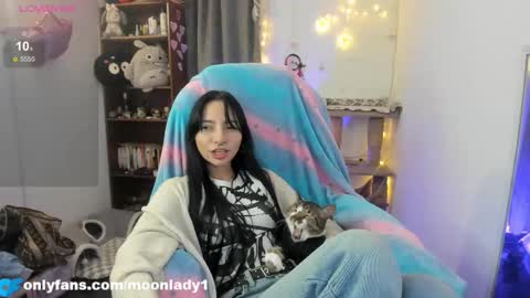 MOON  online show from 03-26-26, 02:06