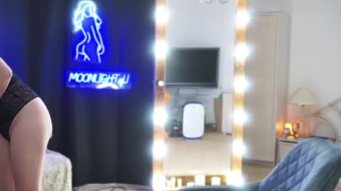 Jane online show from 01-24-25, 05:21