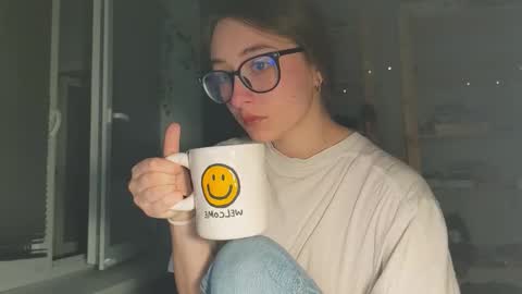 Snapshot of moonlight__lovers chatting on 10-29-25, 05:47 Dana online show from 10-29-25, 05:47