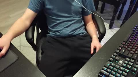 moonlighter7 online show from 11-10-25, 01:37